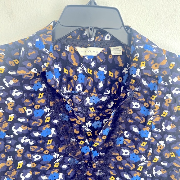 11.1 TYLHO by Anthropologie Namura Tunic Top Button Up Floral Size Small - Picture 3 of 5